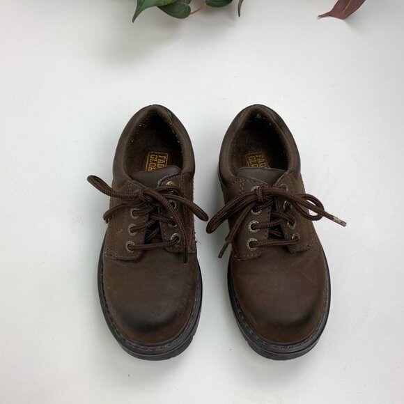 𝅺Faded Glory Kids Brown Oxfords size 11 ½ - Picture 2 of 8
